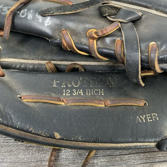 Rawlings Heart of the Hide 12.75" PRO-TB24 Left Handed LHT - Picture 2 of 11